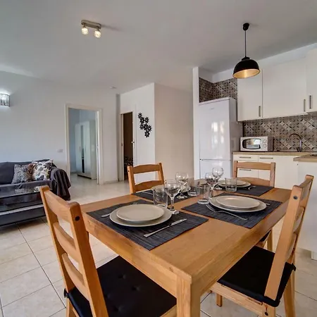 Apartman 3 Pieces Une Posto Al Sole *